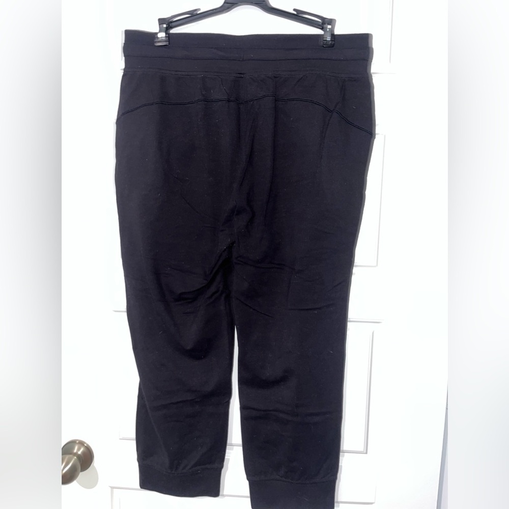 lululemon Ready to Rulu Cropped Jogger - Picture 2 of 3